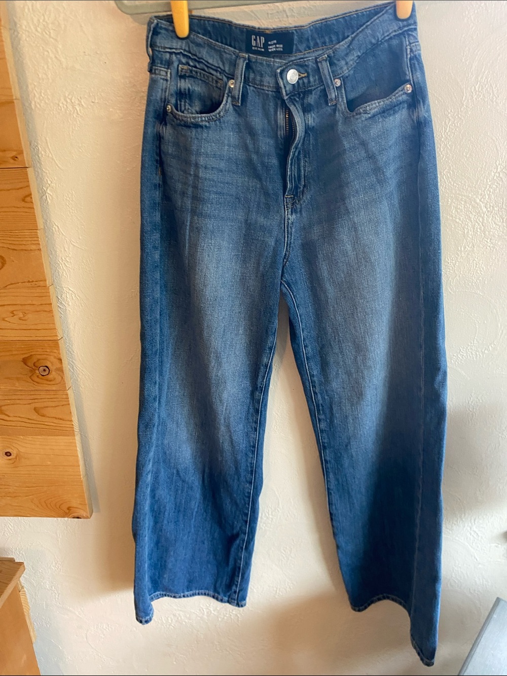 GAP Men's Blue Straight-Leg Denim Jeans